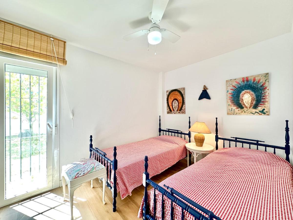 Family Home Near The Beach - Eaw Homes 马尔韦利亚 外观 照片